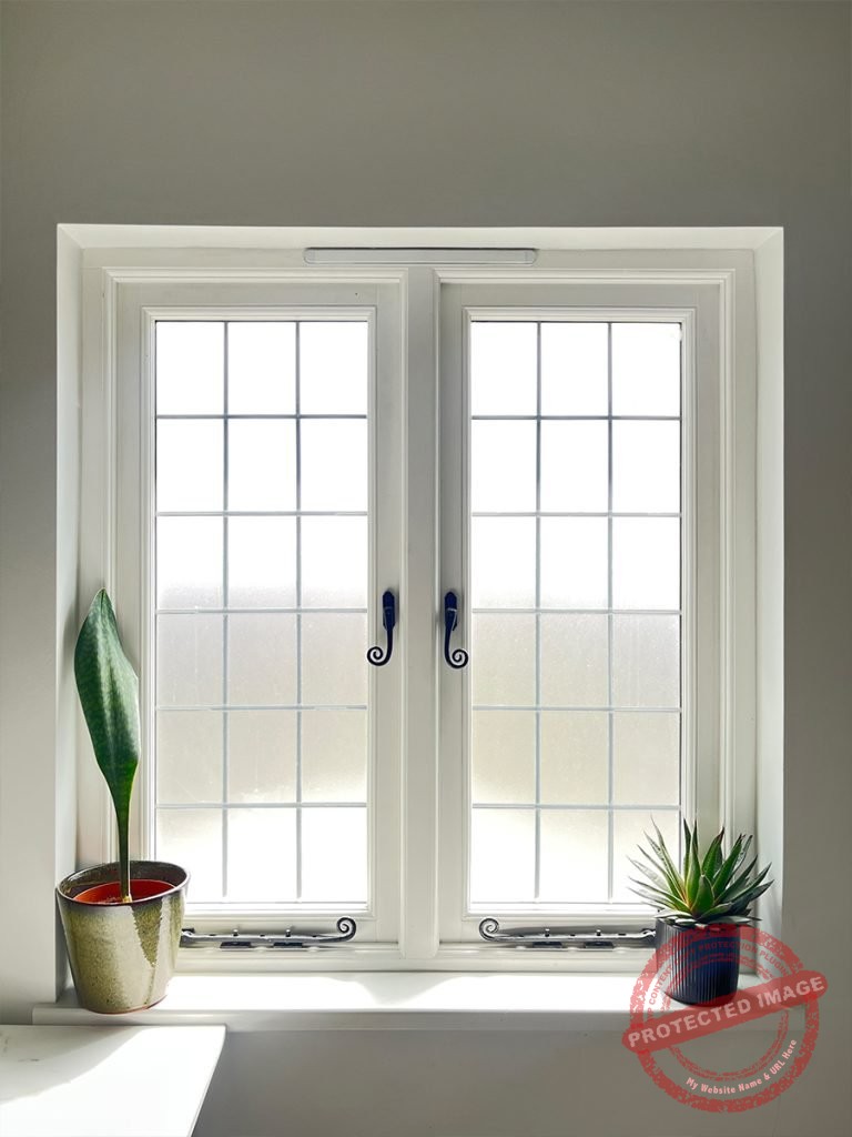 Flush casement windows